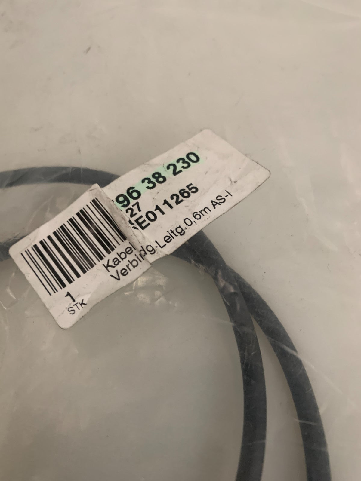 SCHUBERT CONNECTOR CABLE 0.6 METER 796 38 2302