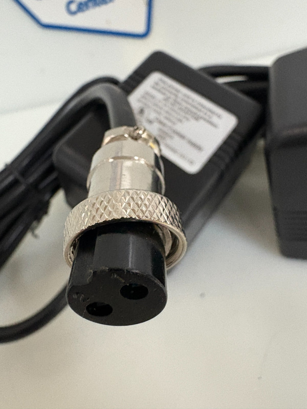 LOT OF 2 CHANGZHOU JUTAI POWER SUPPLY JT-12V1000MA-IP20