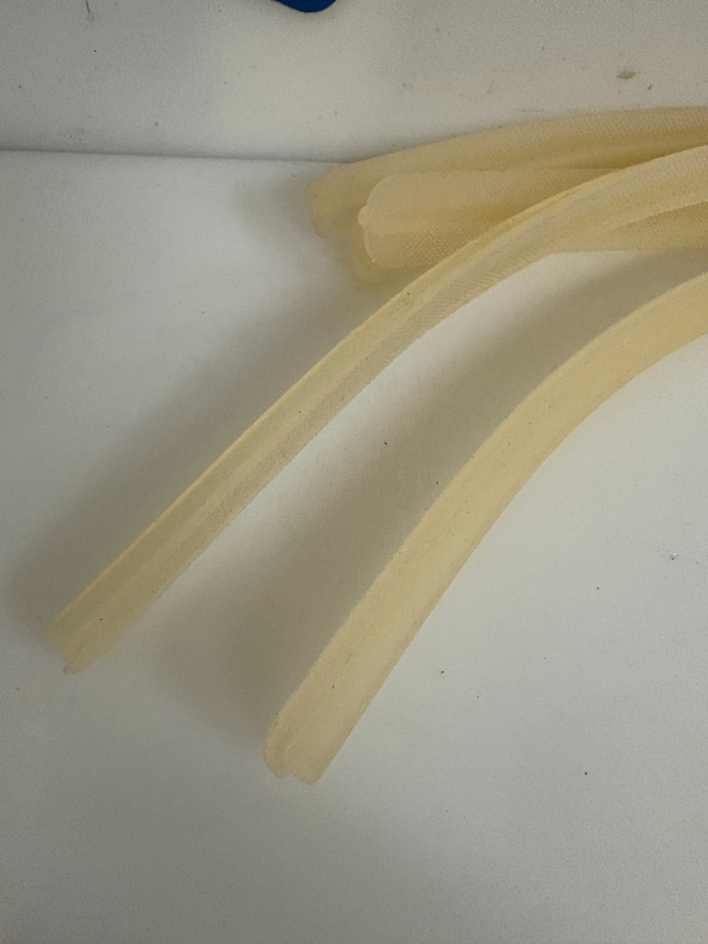 LOT OF 5 YELLOW CLEAR SILICONE LINE TREBBER FOR REISER 10-27-000004