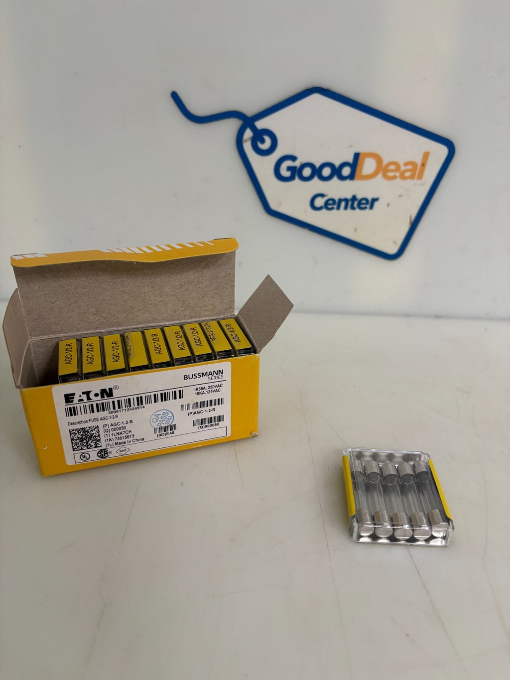 LOT OF 50 EATON BUSSMAN AGC-1/2-R FUSE0