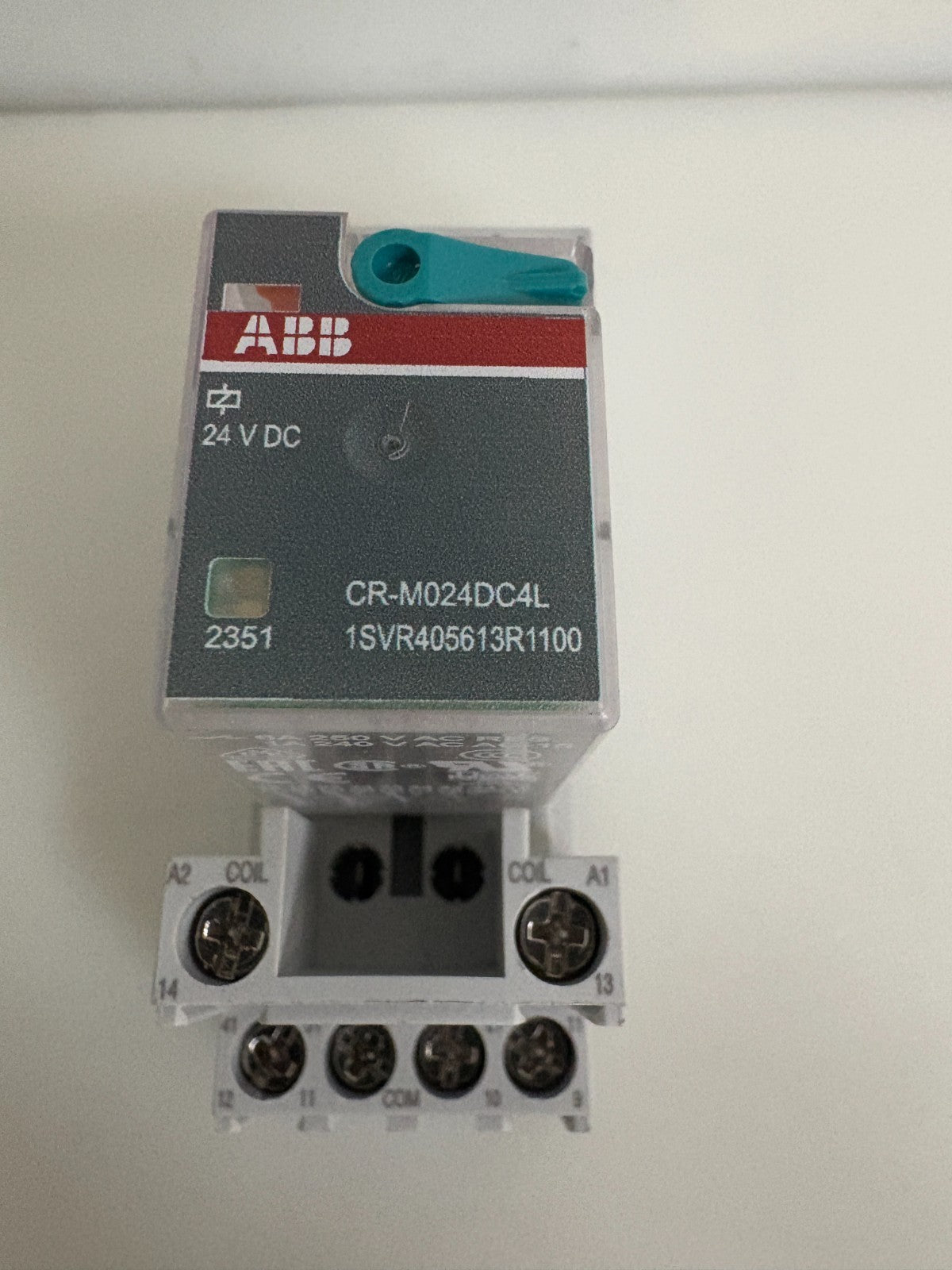 ABB RELAY MODULE CR-M024DC4L W/ABB CR-M4SS AND CR-P/M22 PROTECTIVE MODULE