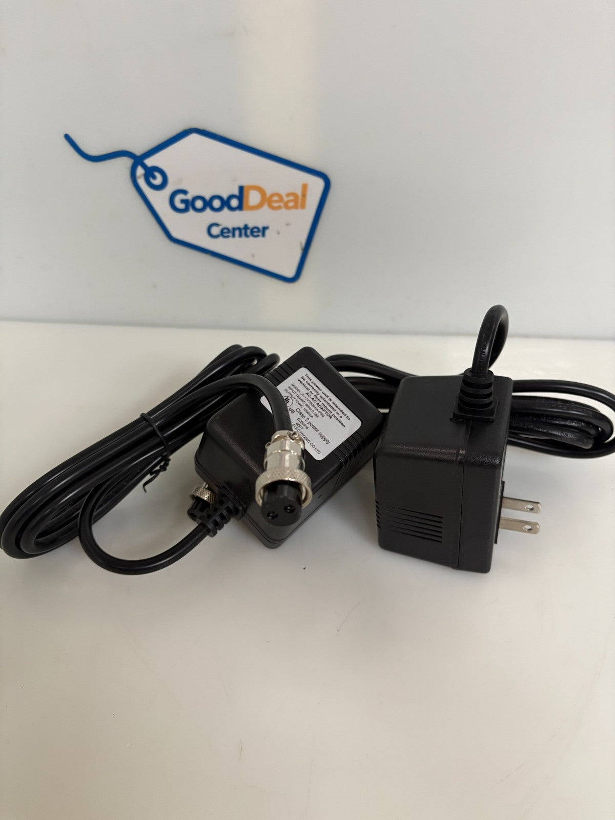 LOT OF 2 CHANGZHOU JUTAI POWER SUPPLY JT-12V1000MA-IP20
