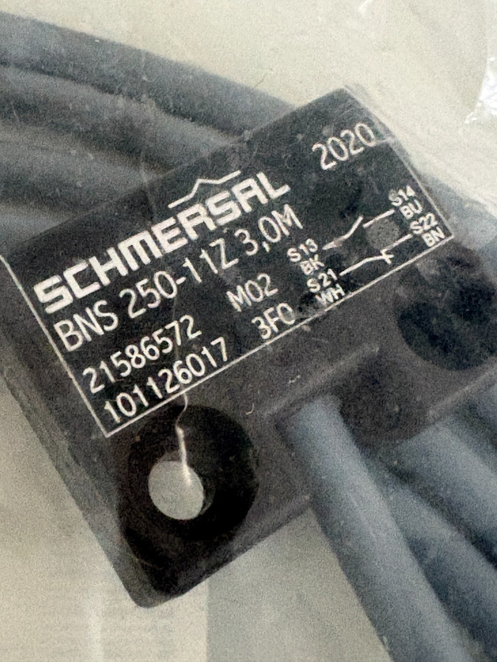 SCHMERSAL  MAGNETIC SWITCH BNS250-11Z2
