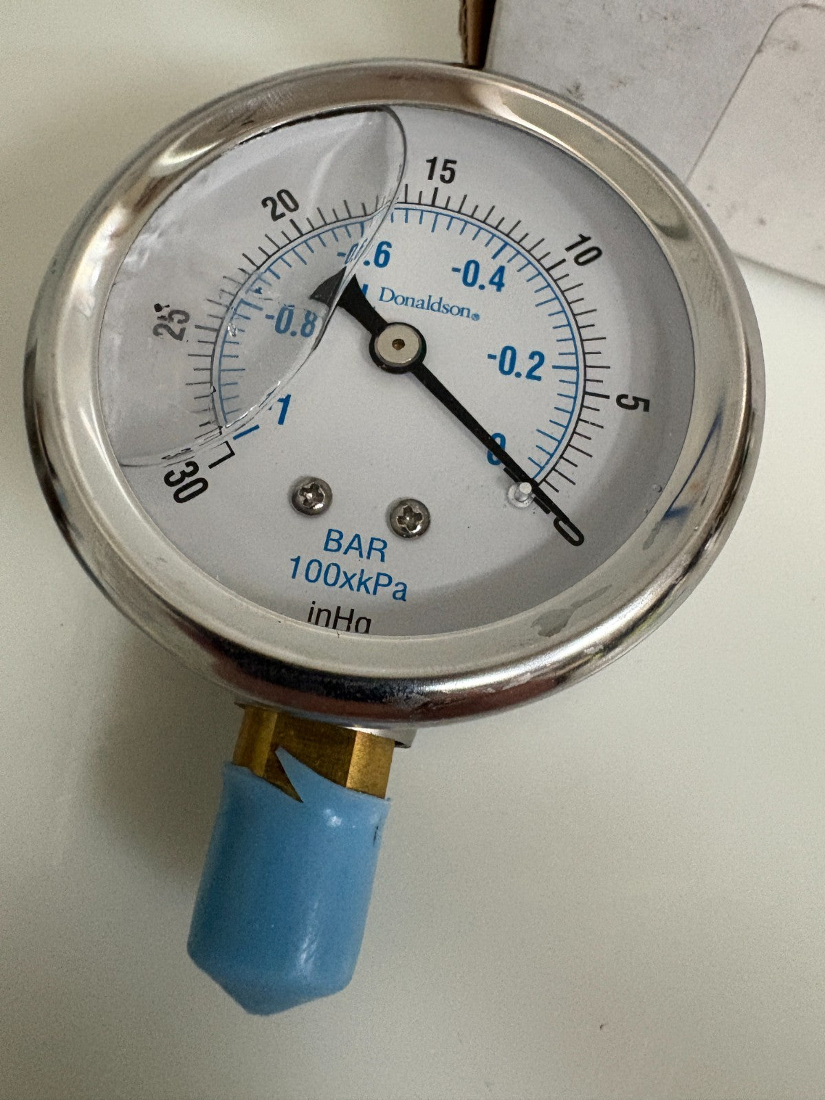LOT OF 2 DONALDSON PRESSURE GAUGE P562721