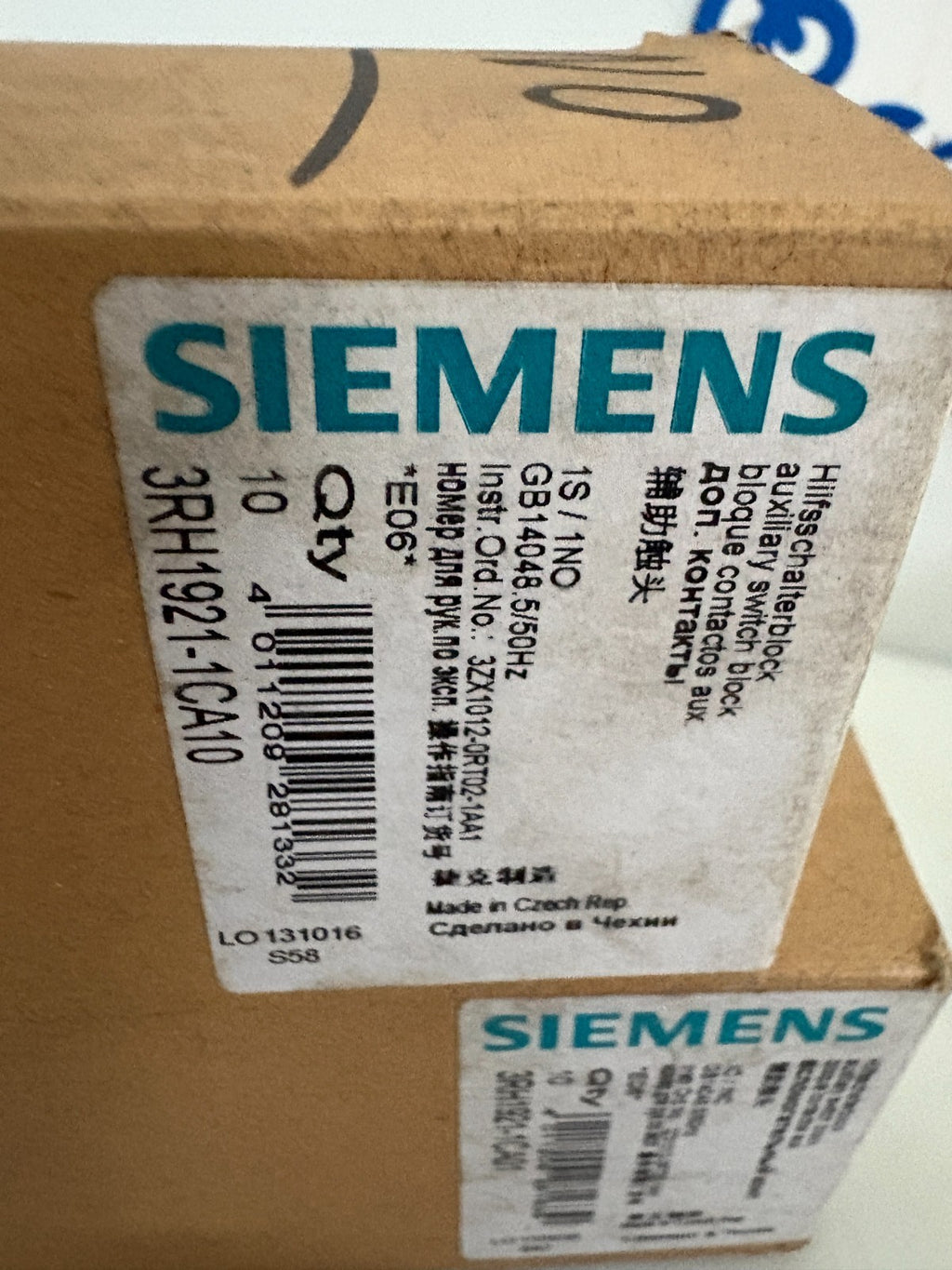 LOT OF 29 SIEMENS AUXILIARY CONTACT BLOCK 3RH1921-1CA103