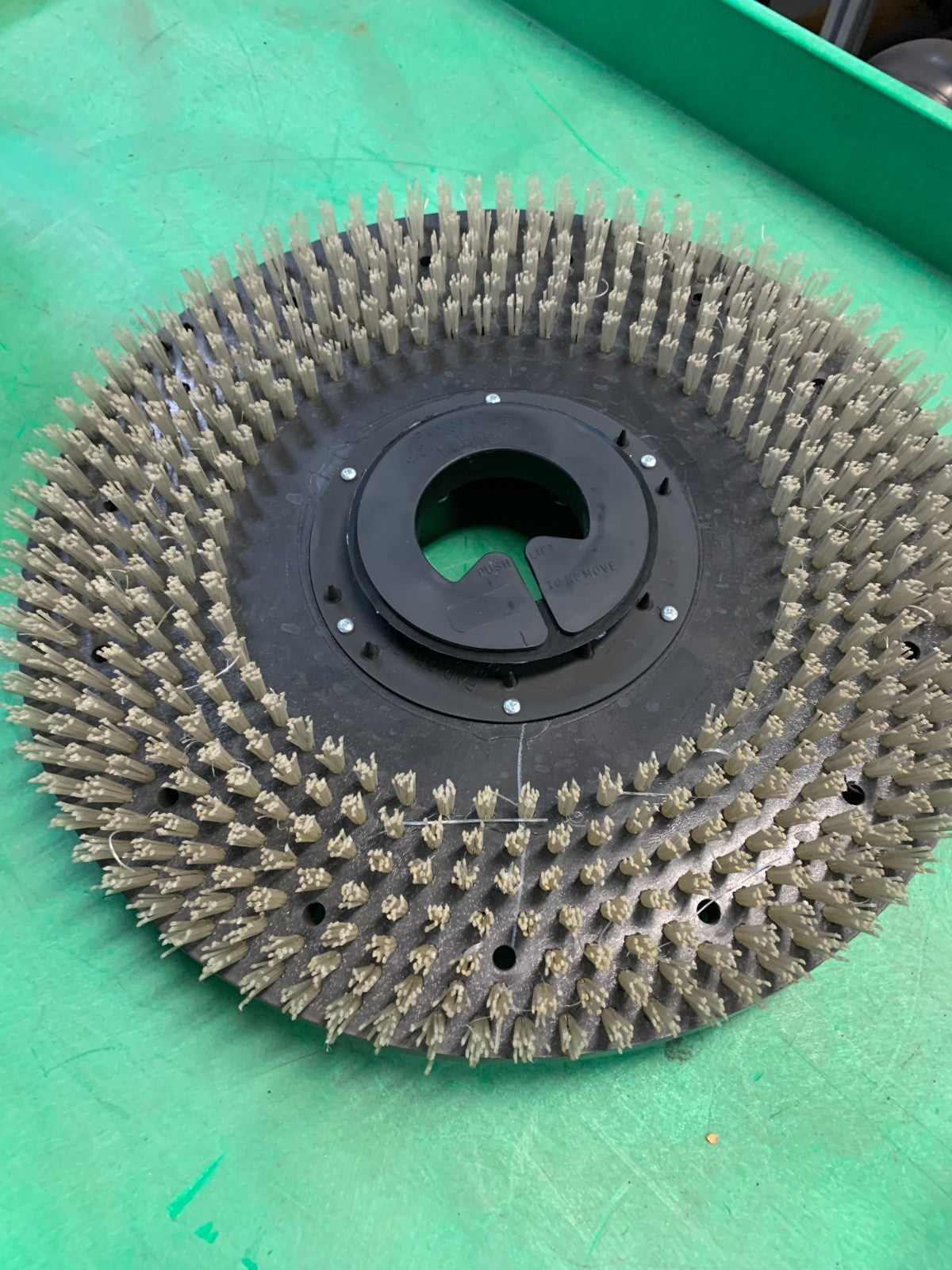 16" PAD DRIVER SHOWER FEED 6 SCREWS