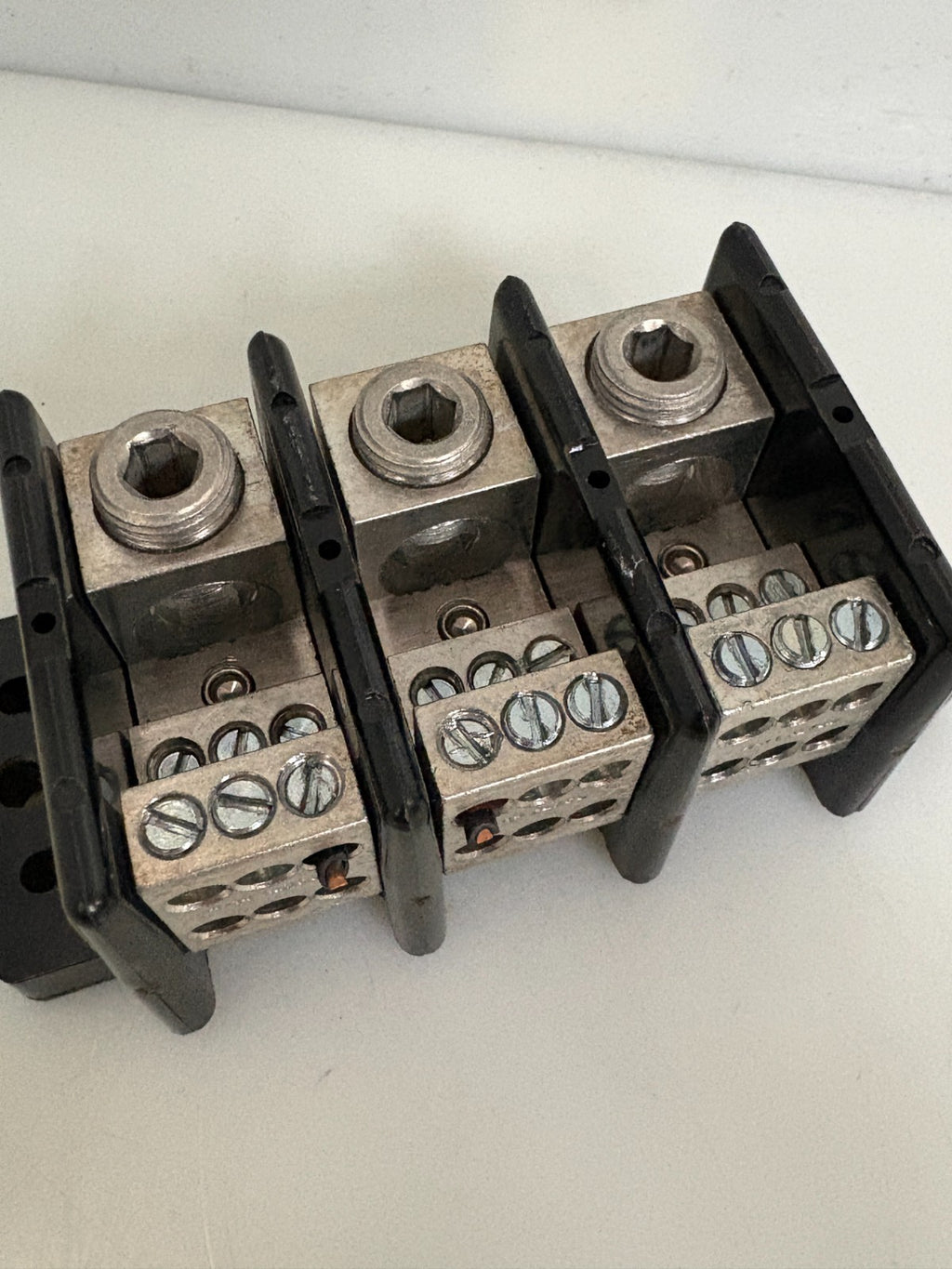 BUSSMAN COOPER BUSS FUSE BLOCK 16023-3 