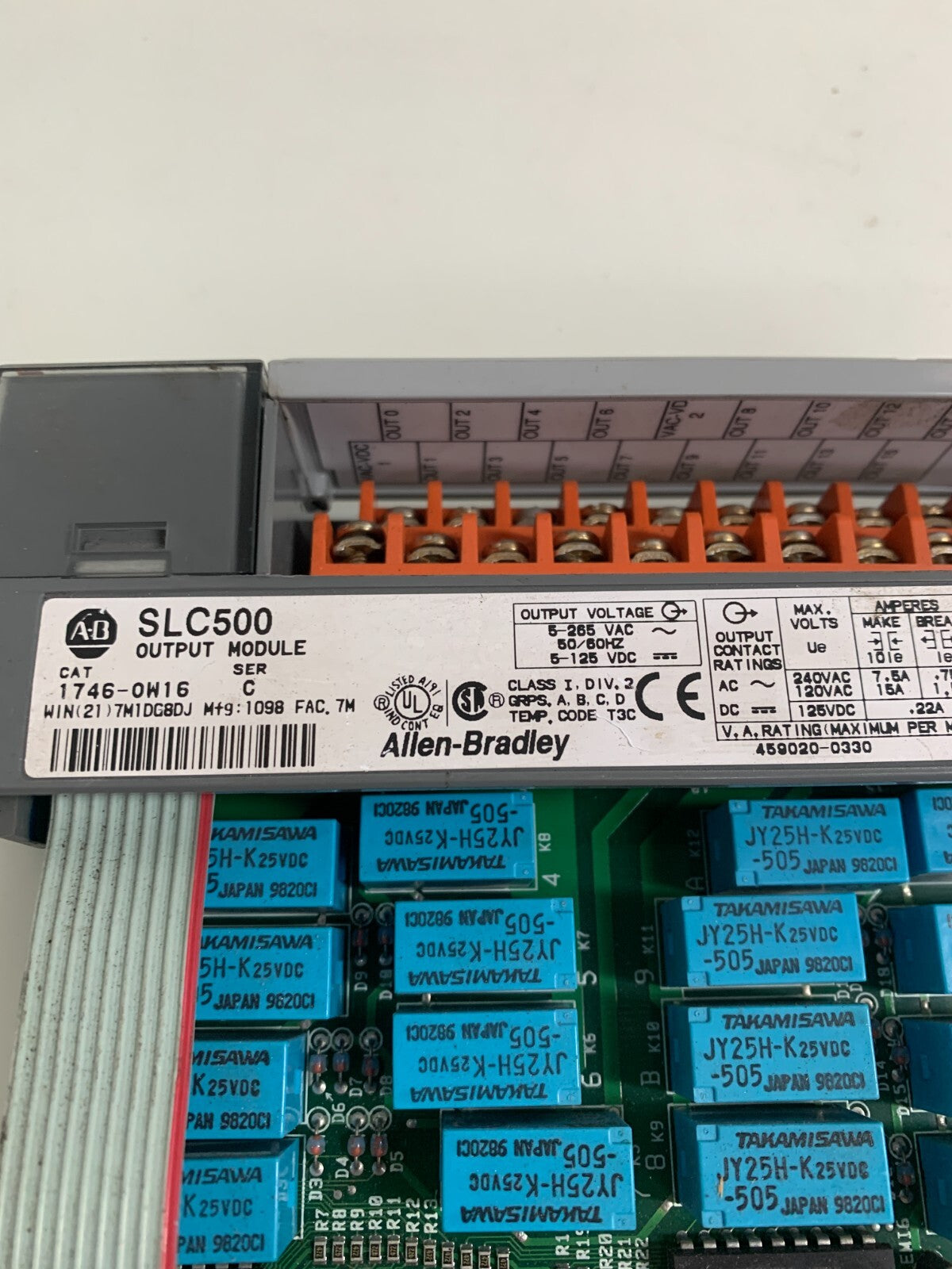ALLEN BRADLEY OUTPUT MODULE SLC500 1746-OW16