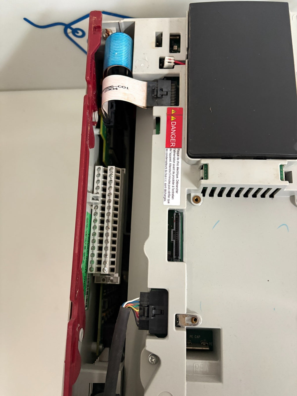 ALLEN BRADLEY POWERFLEX 700 30HP DRIVE 20B D 040 A O AYNANDO4