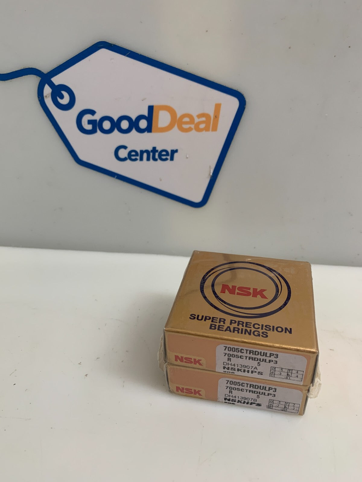 NSK   Super Precision Bearings  7005CTRDULP3   (Lot of 2)