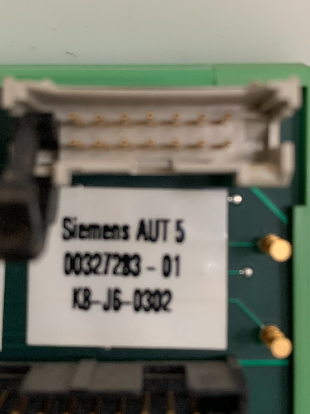 SIEMENS AUT 5 INTERFACE MODULE 00327284-01 PHOENIX CONTACT UMK-SE11-25-1