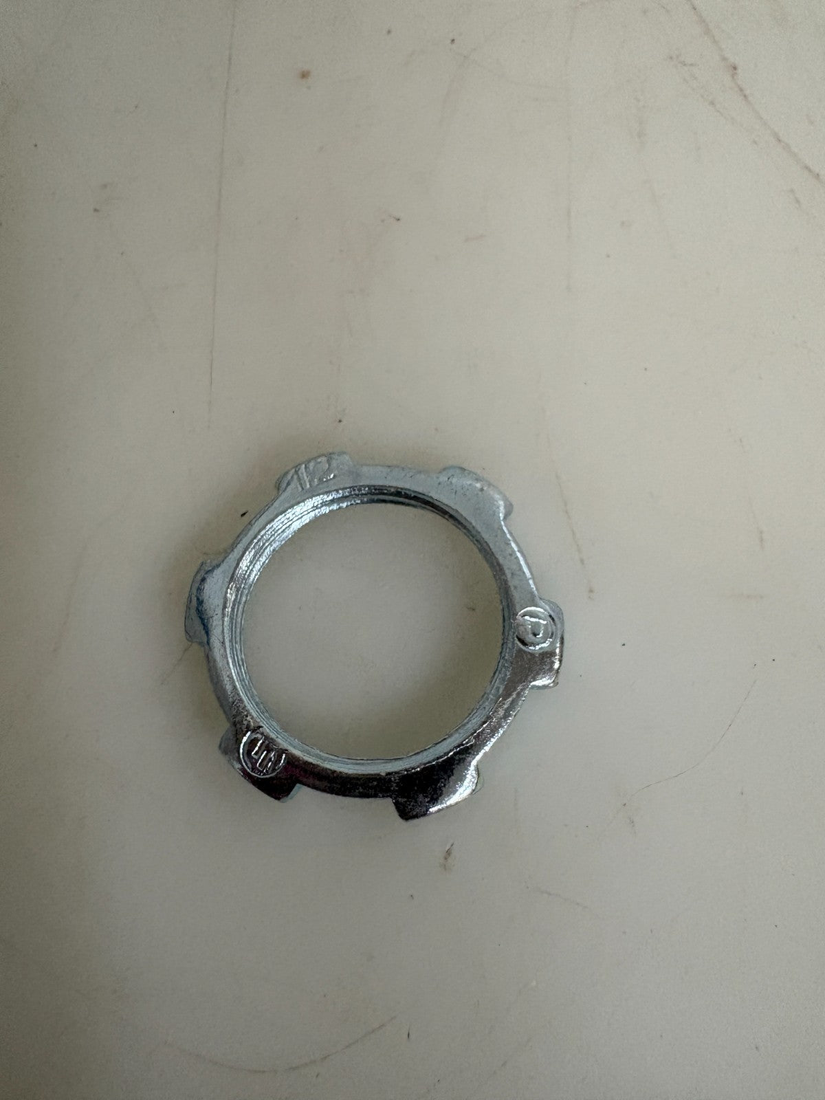 ABB THOMAS & BETTS STEEL 1/2" LOCKNUTS CI1704 250 IN BOX1
