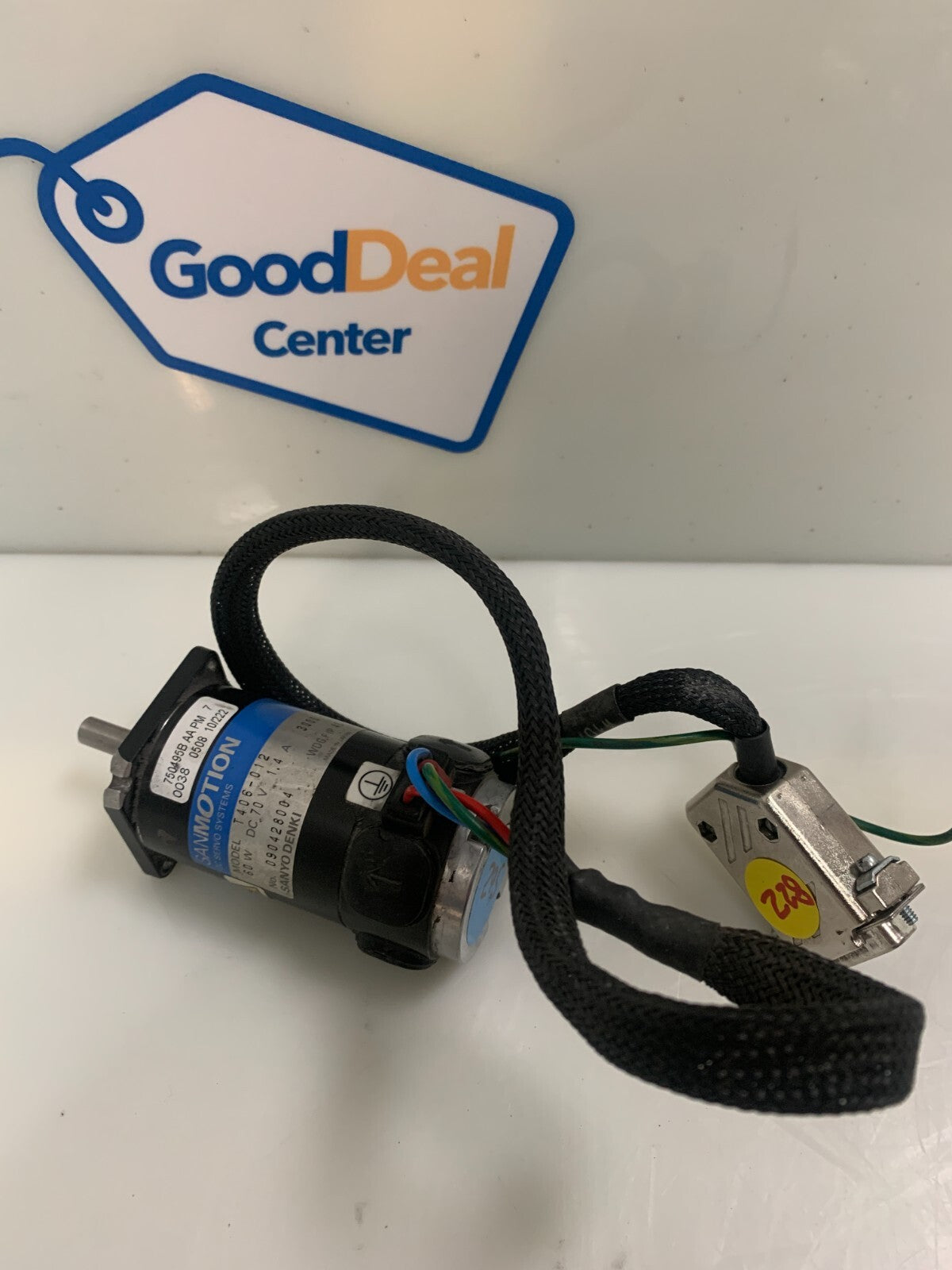 Sanyo Denki T406-012 60W DC 70V Servo Motor