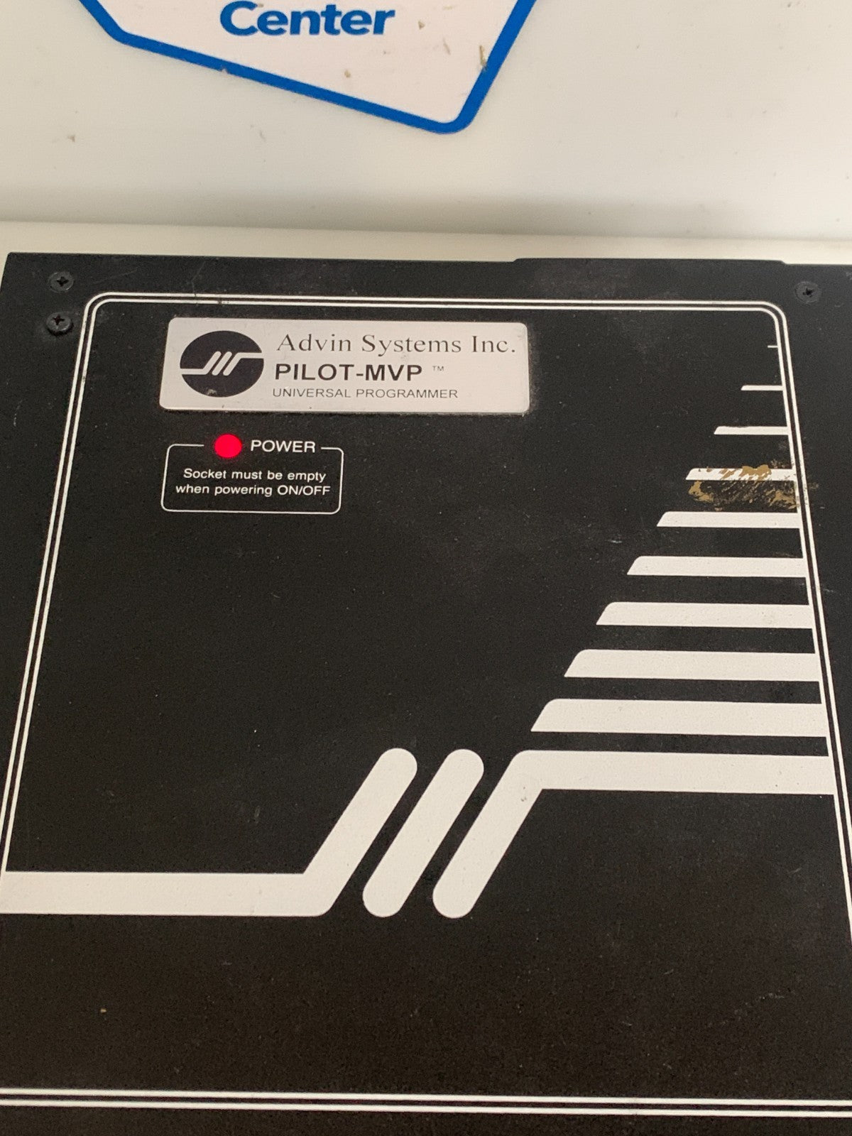 ADVIN SYSTEMS PILOT-MVP UNIVERSAL PROGRAMMER1