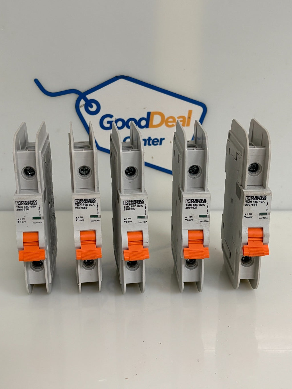 PHOENIX CONTACT CIRCUIT BREAKER MIX LOT 3X TMC 81D 02 A  1X TMC 81D 05 A
