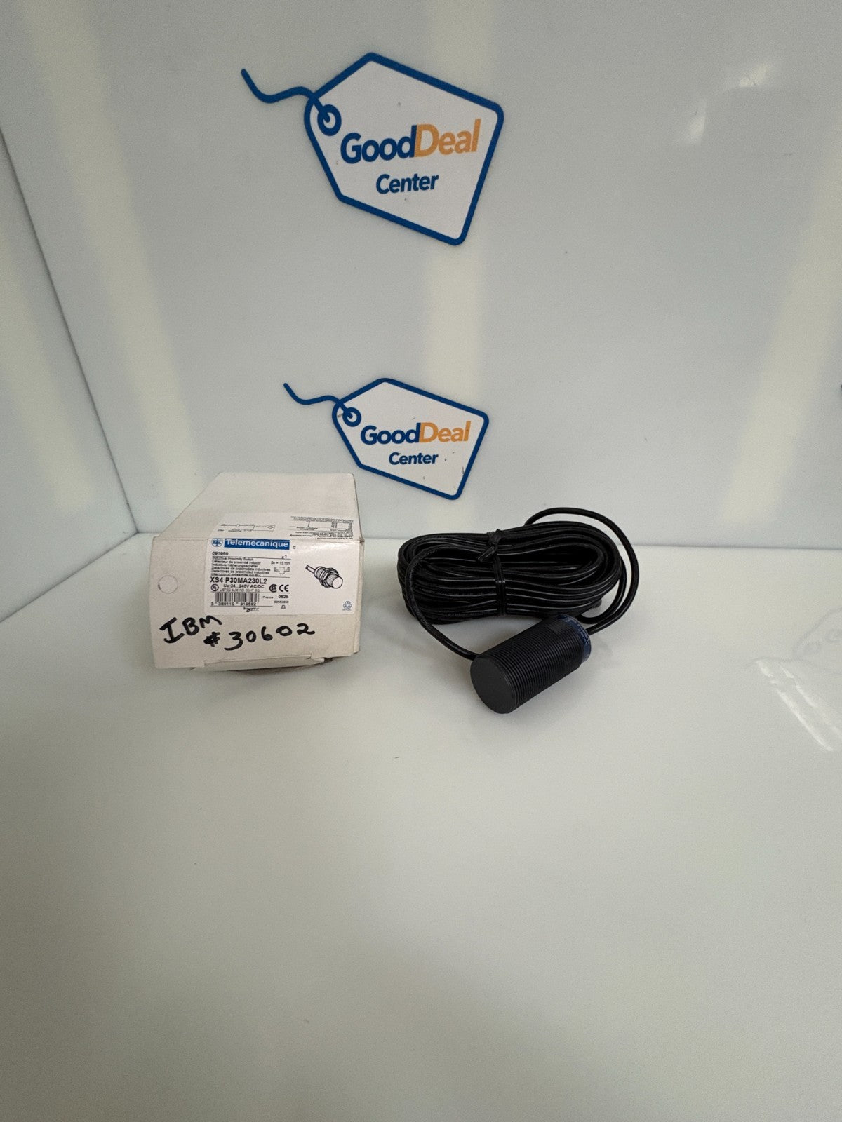 SCHNEIDER TELEMECANIQUE PROXIMITY INDUCTION SENSOR XS4P30MA230L2