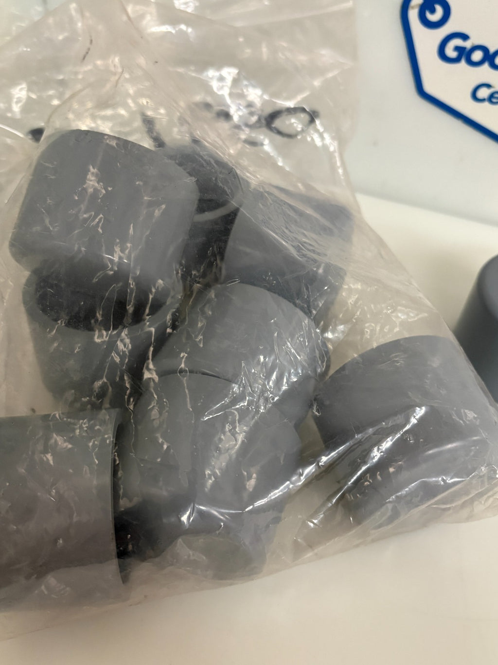 LOT OF 10 IPEX 1 1/2" CAP SOCKET CPVC SCH-80 0591131