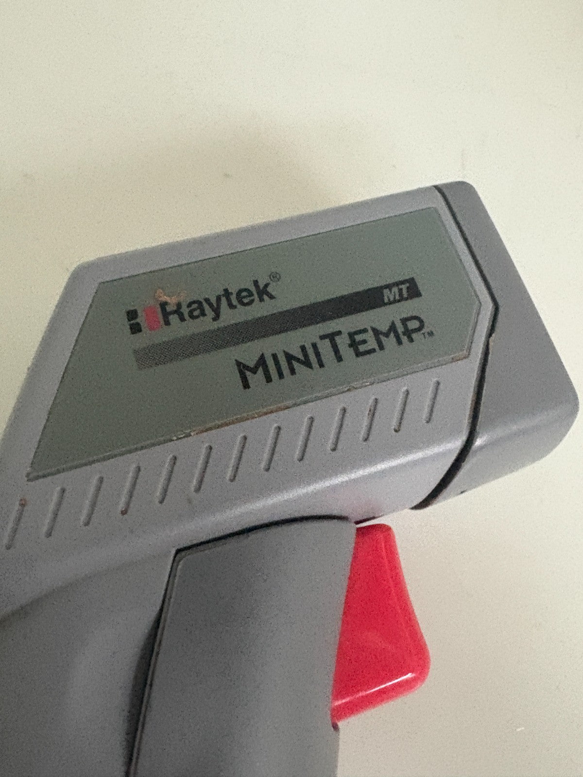 RAYTEK MINITEMP LASER THERMOMETER