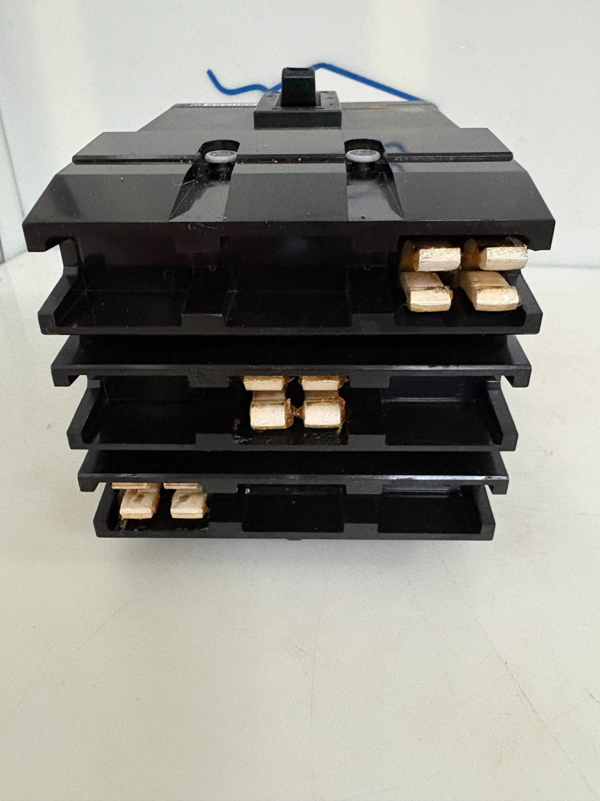 SCHNEIDER POWERPACT 200 AMP CIRCUIT BREAKER QBA322003
