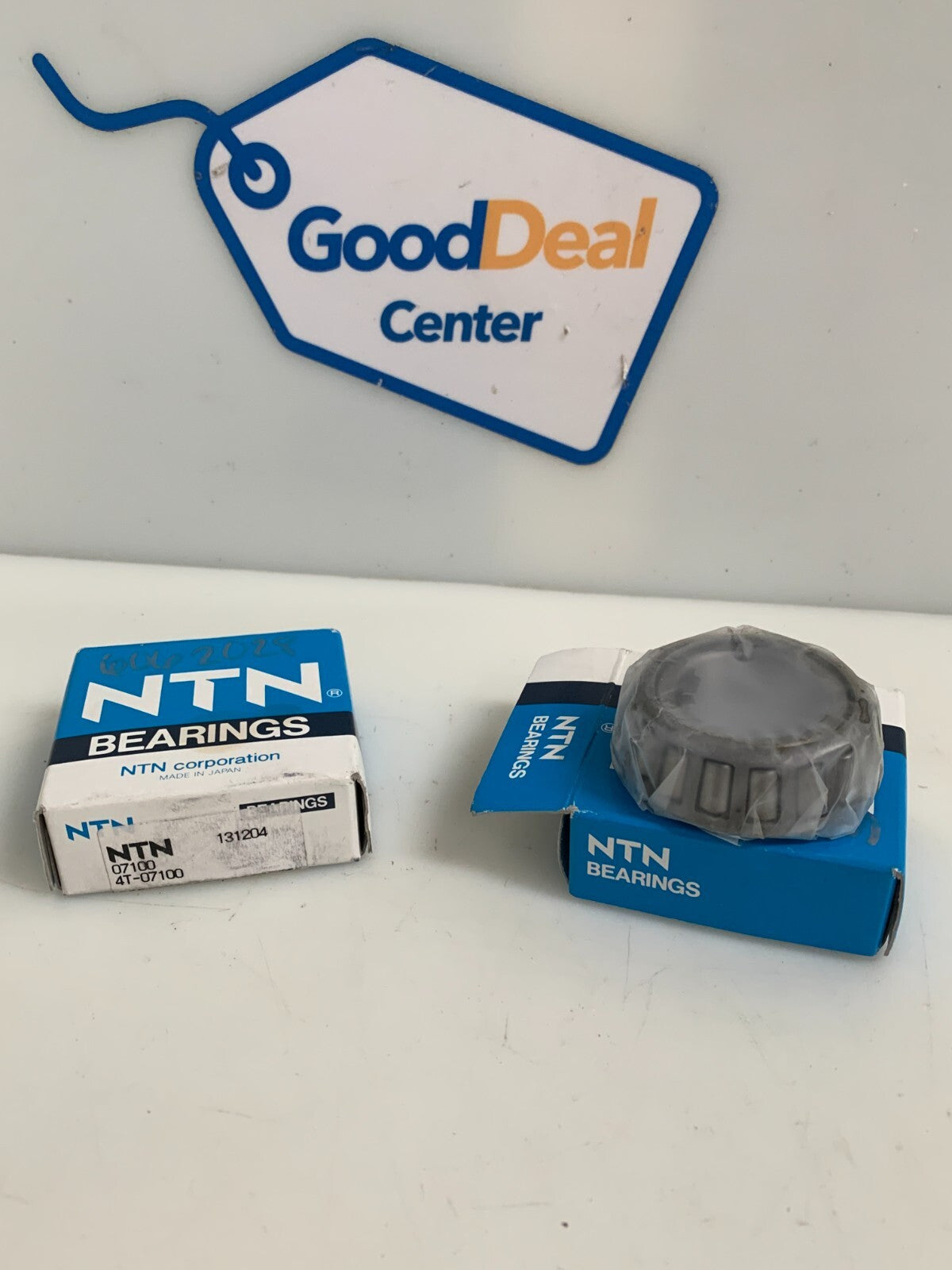 NTN TAPERED ROLLER BEARING 4T-07100 / 07100 LOT OF 2 (NEW IN BOX)