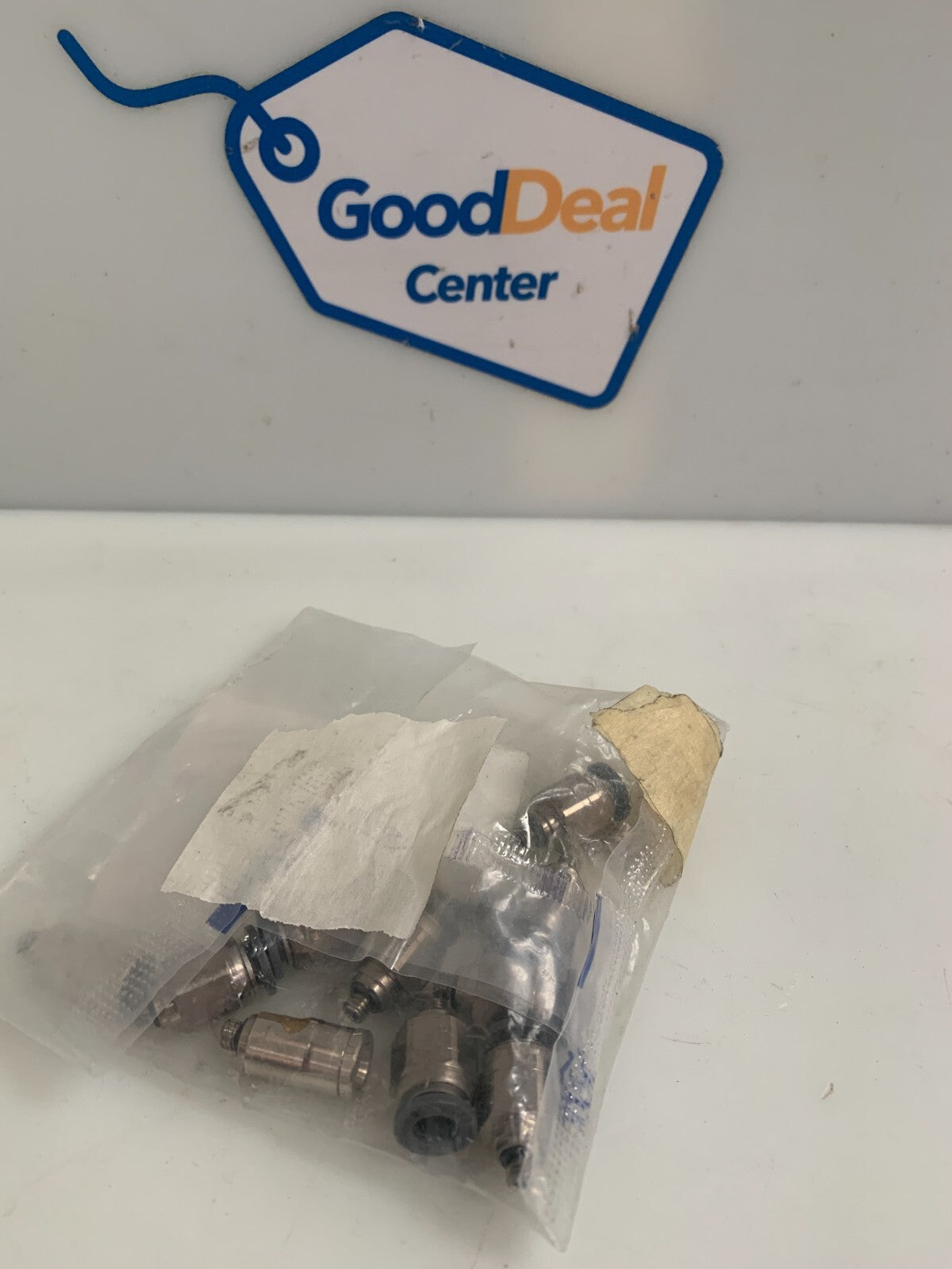 Lot of 10 new in bag NORGREN Pneufit C Straight Adapter C242504100