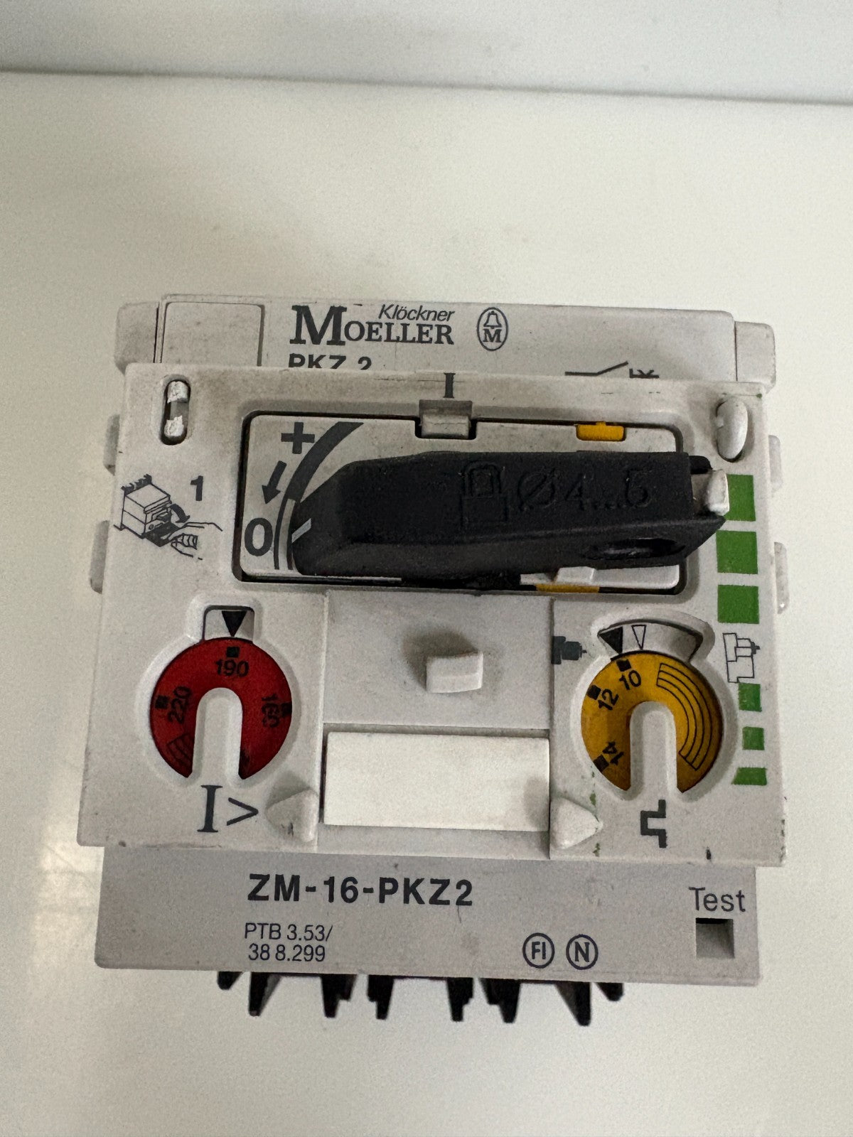 KLOCKNER MOELLER CONTACTOR ASSY PKZ 2 W/ZM-16-PKZ2 TIMER MODULE AND BASE