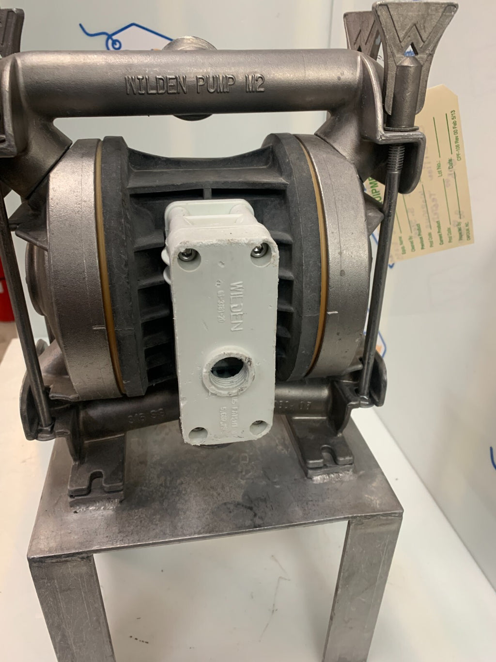 WILDEN M-2 Diaphragm Pump w 02-5000-03 liquid chamber w/ Part No. 86 316SS