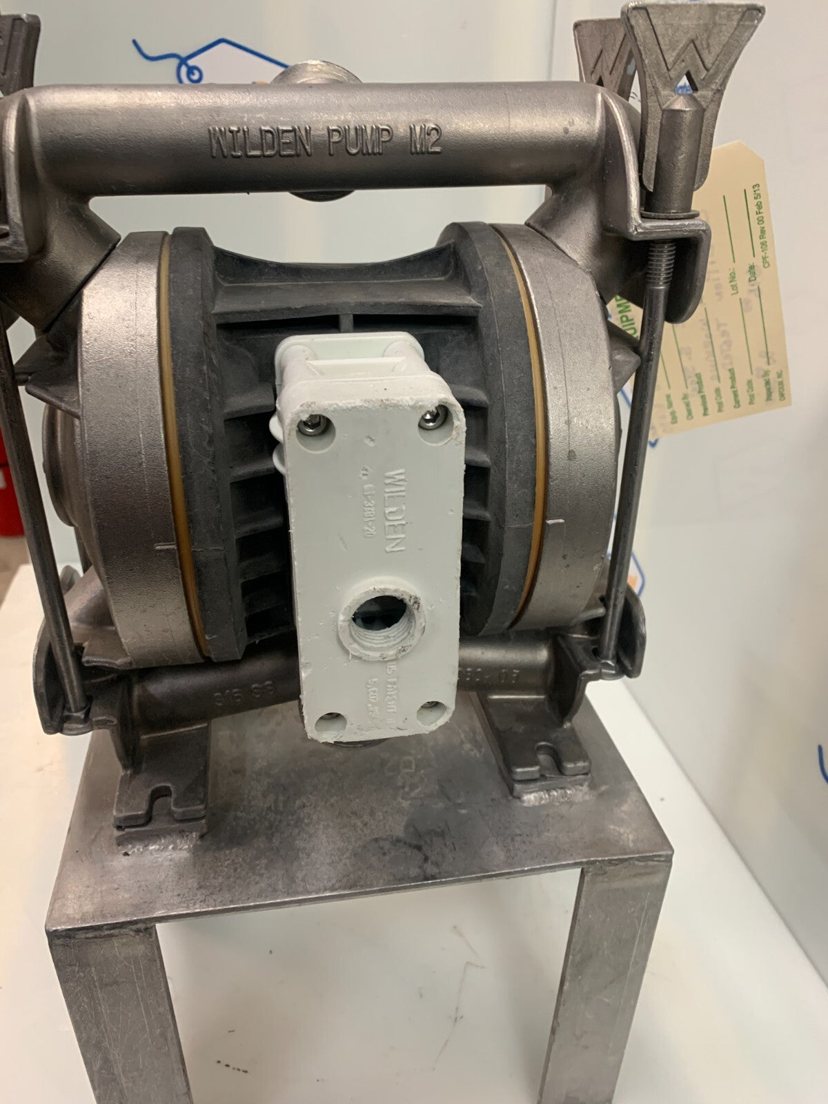 WILDEN M-2 Diaphragm Pump w 02-5000-03 liquid chamber w/ Part No. 86 316SS