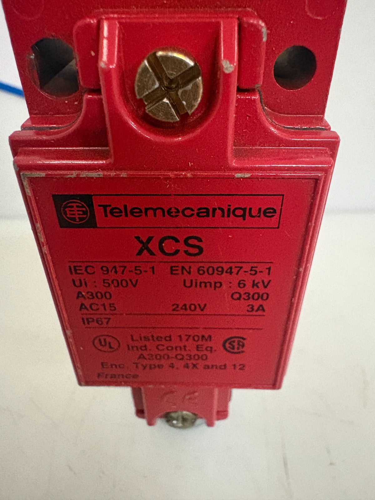 TELEMECANIQUE LIMIT SWITCH XCS1