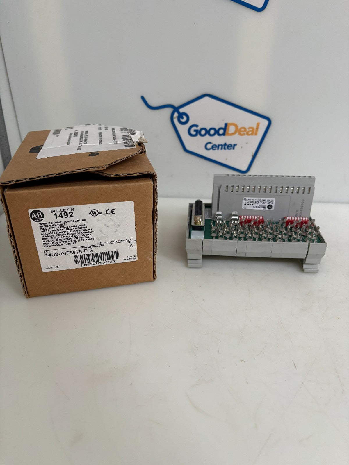 ALLEN BRADLEY 16 INPUT CHANNEL FUSIBLE ANALOG INTERFACE MODULE 1492-AIFM16-F-3