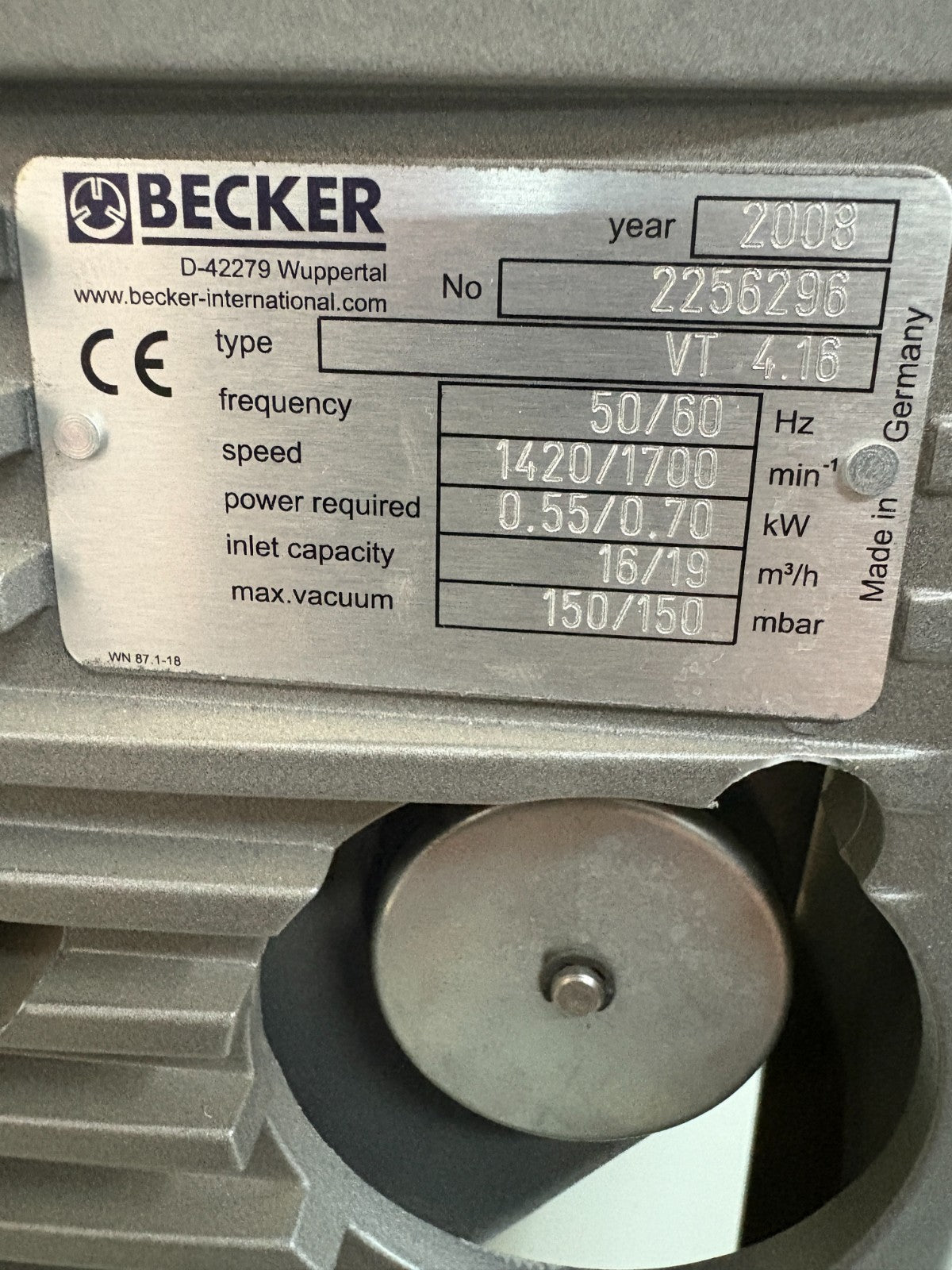 BECKER VACUUM PUMP VT 4.16
