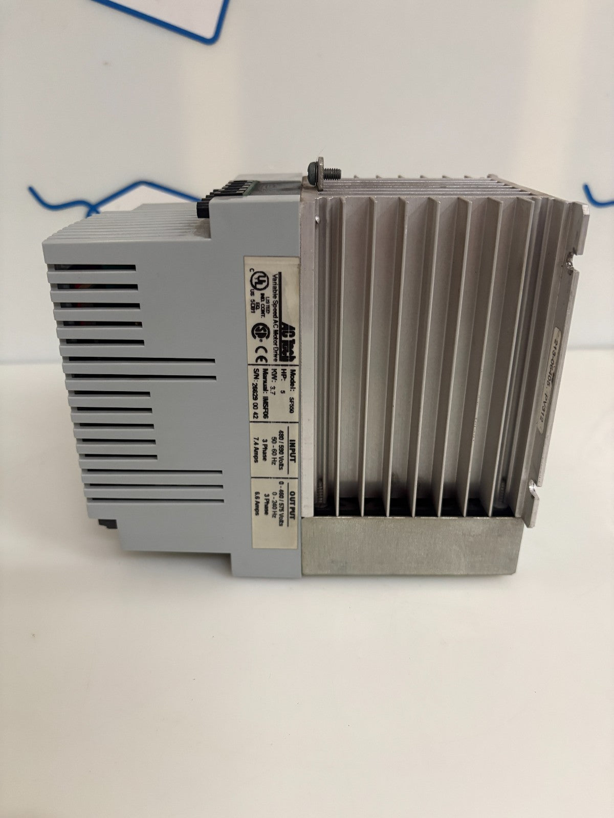 LENZE AC TECH 5HP VARIABLE SPEED AC MOTOR DRIVE SF550