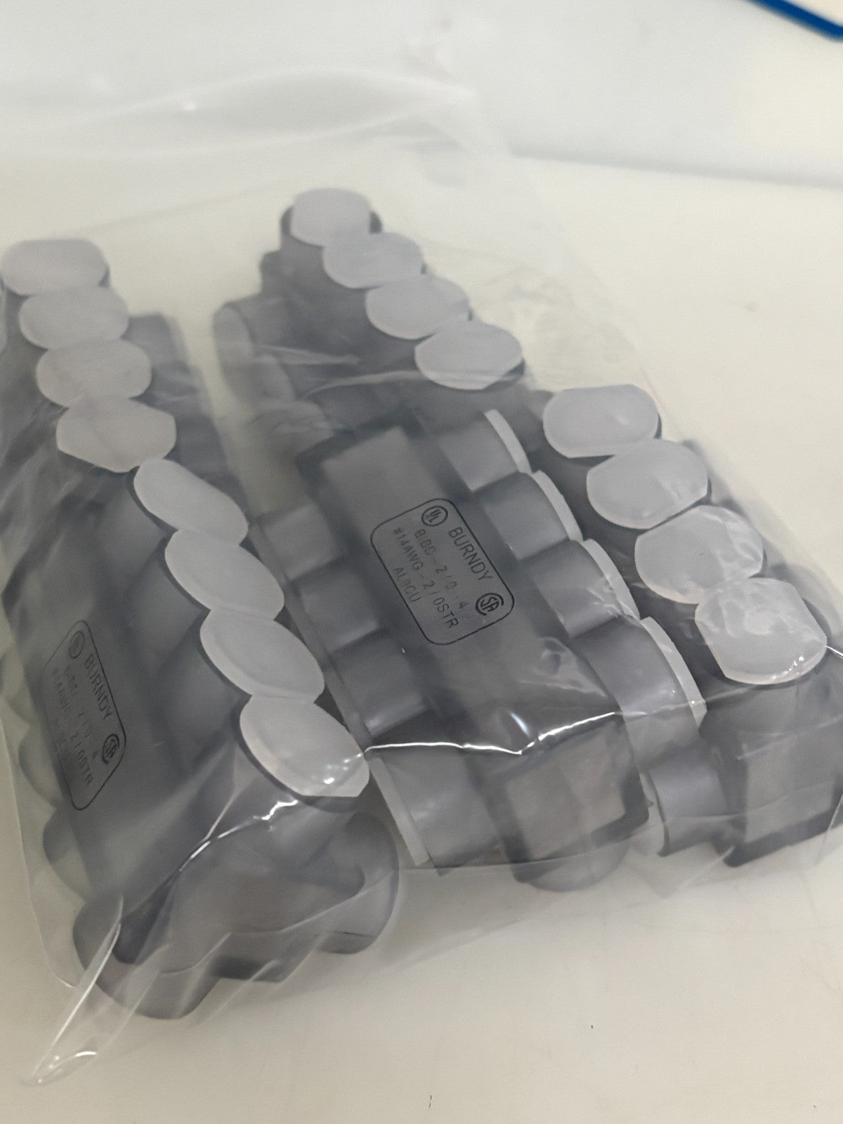 LOT OF 6 BURNDY INSULATED MULTITAP CONNECTOR BIBD-2/0-43