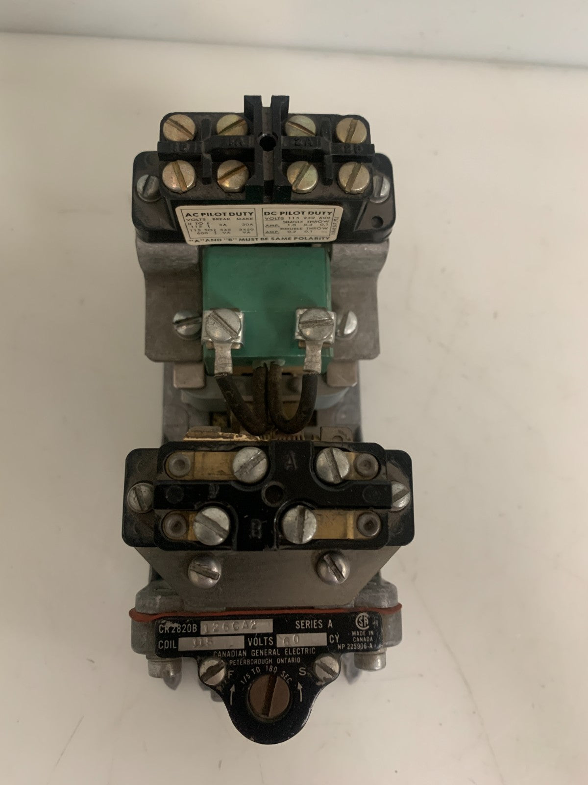 GENERAL ELECTRIC TIME DELAY RELAY CR2820B 126CA2 SER A