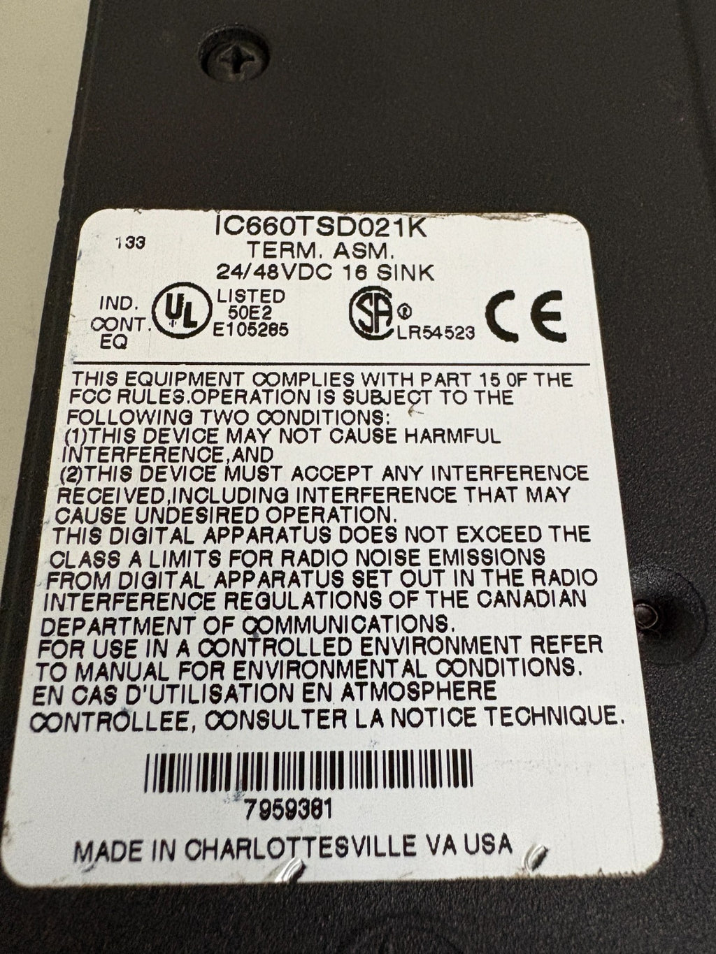 GE FANUC GENIUS 24/48 VDC SINK IN/OUT IC660BBD021  W/IC660TSD021K3