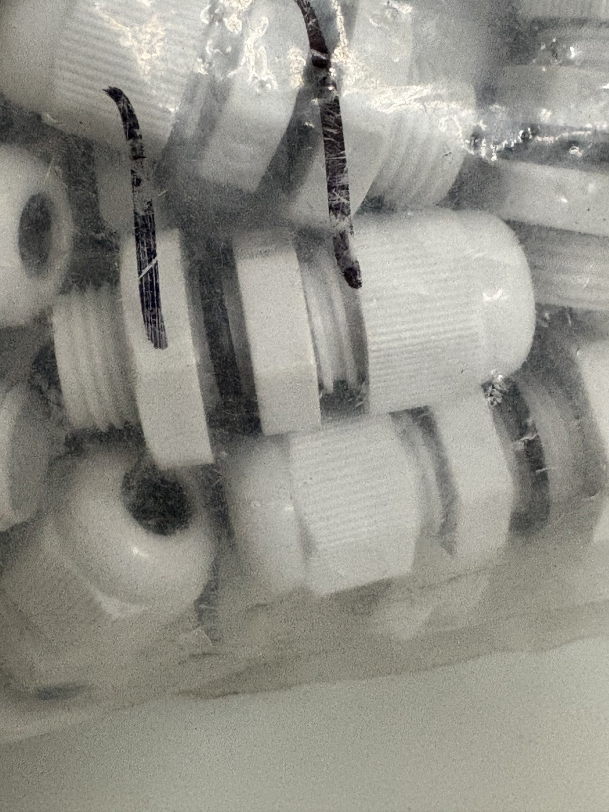 BUD INDUSTRIES CABLE GRIP GLAND 3.05-6 .1MM PG7 #IPG -22274-G 100 PER BAG2