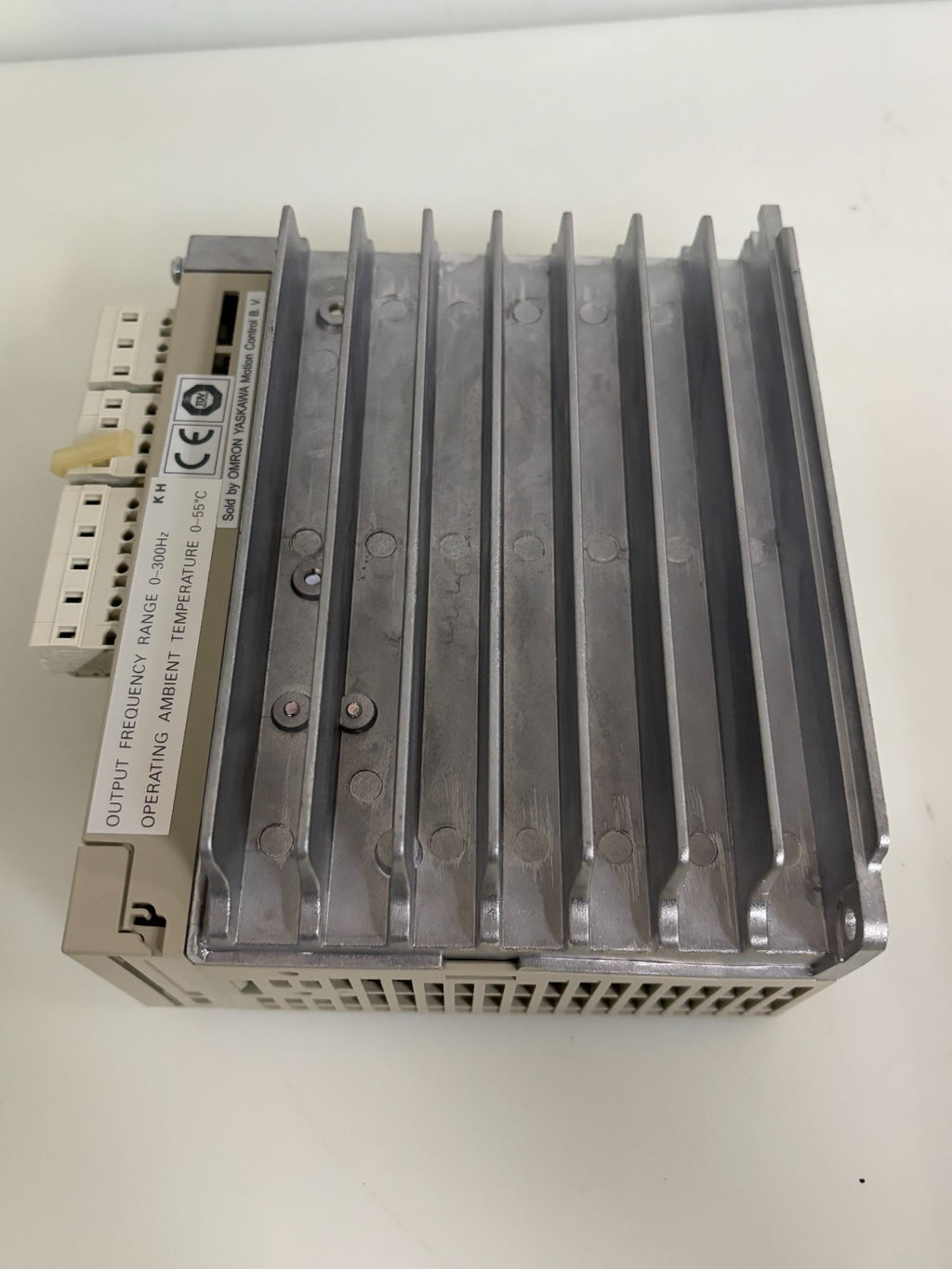 OMRON SERVODRIVE SGDH-04AE-0Y