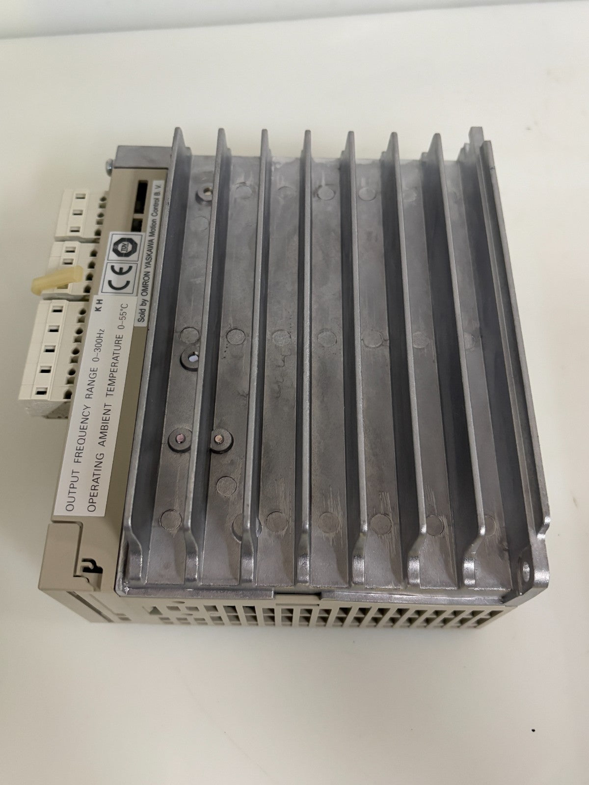 OMRON SERVODRIVE SGDH-04AE-0Y