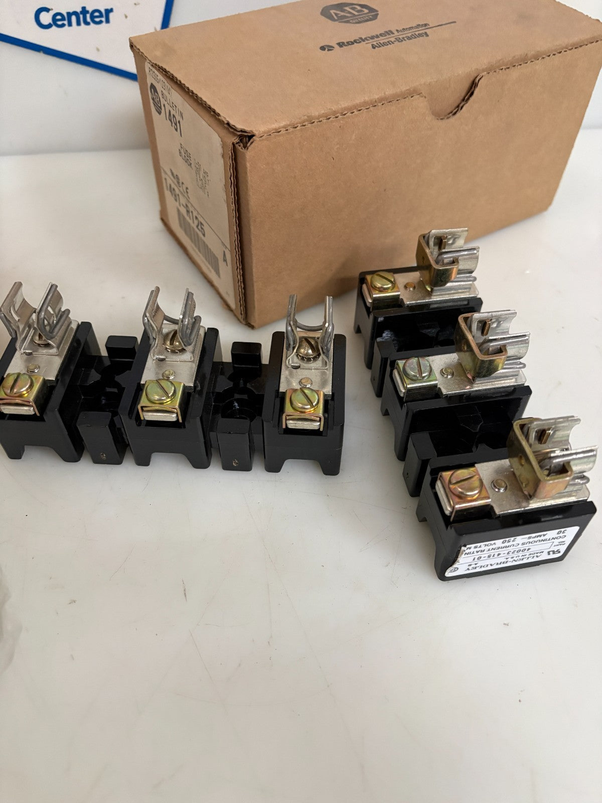 LOT OF 2 ALLEN BRADLEY FUSE BLOCK 1491-R125