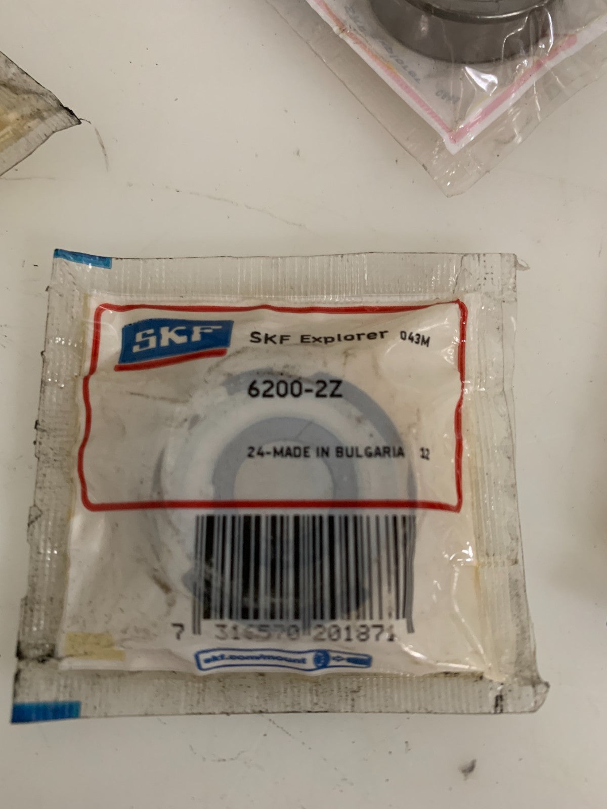 LOT OF 5  SKF EXPLORER BEARING #6200-2Z