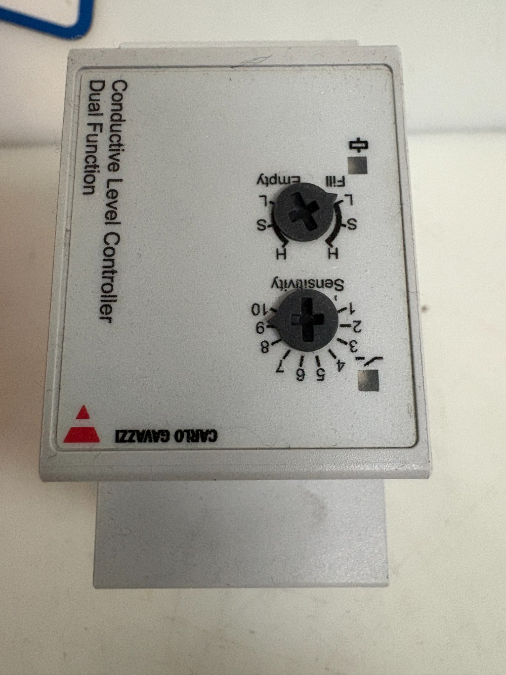 CARLO GAVAZZI 2 POINT LEVEL CONTROLLER W/POTENTIOMETER CLP2EA1C1151