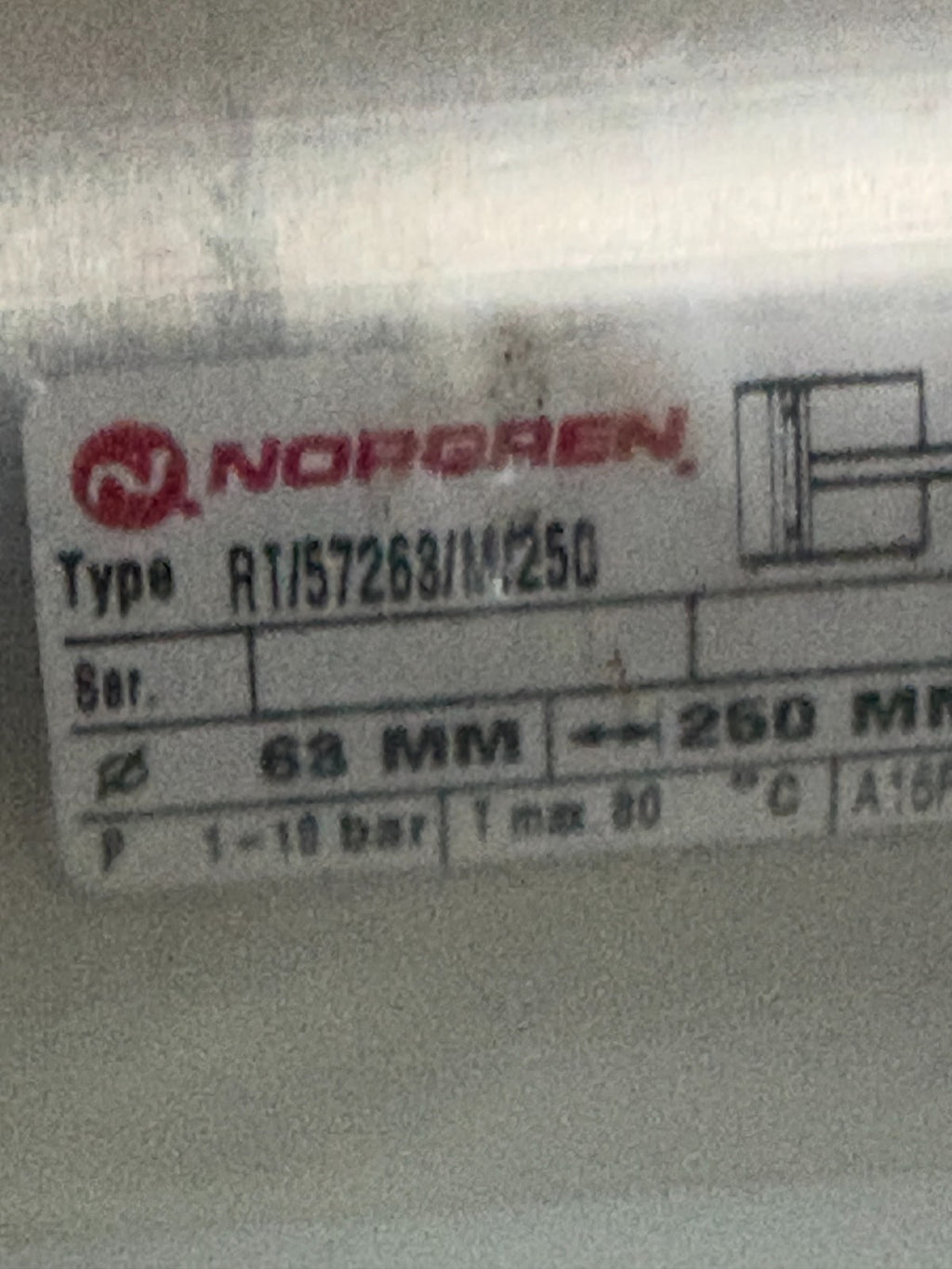 NORGREN PNEUMATIC CYLINDER RT/57268/M/250