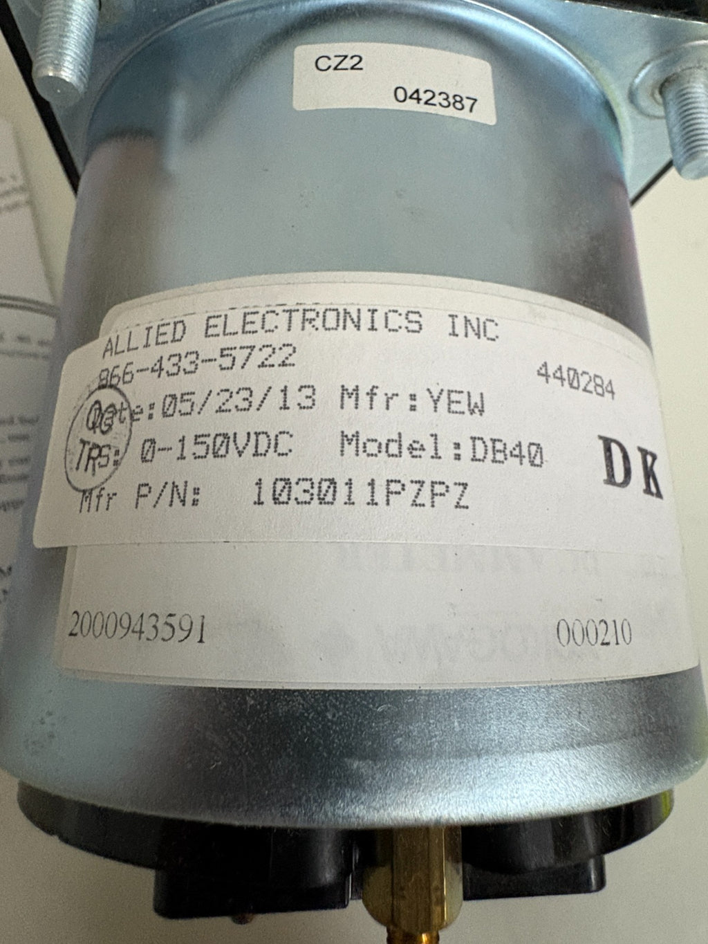 YOKO GAWA ALLIED ELECTRONICS 0-150 DC VOLTS METER DB40 103011PZPZ