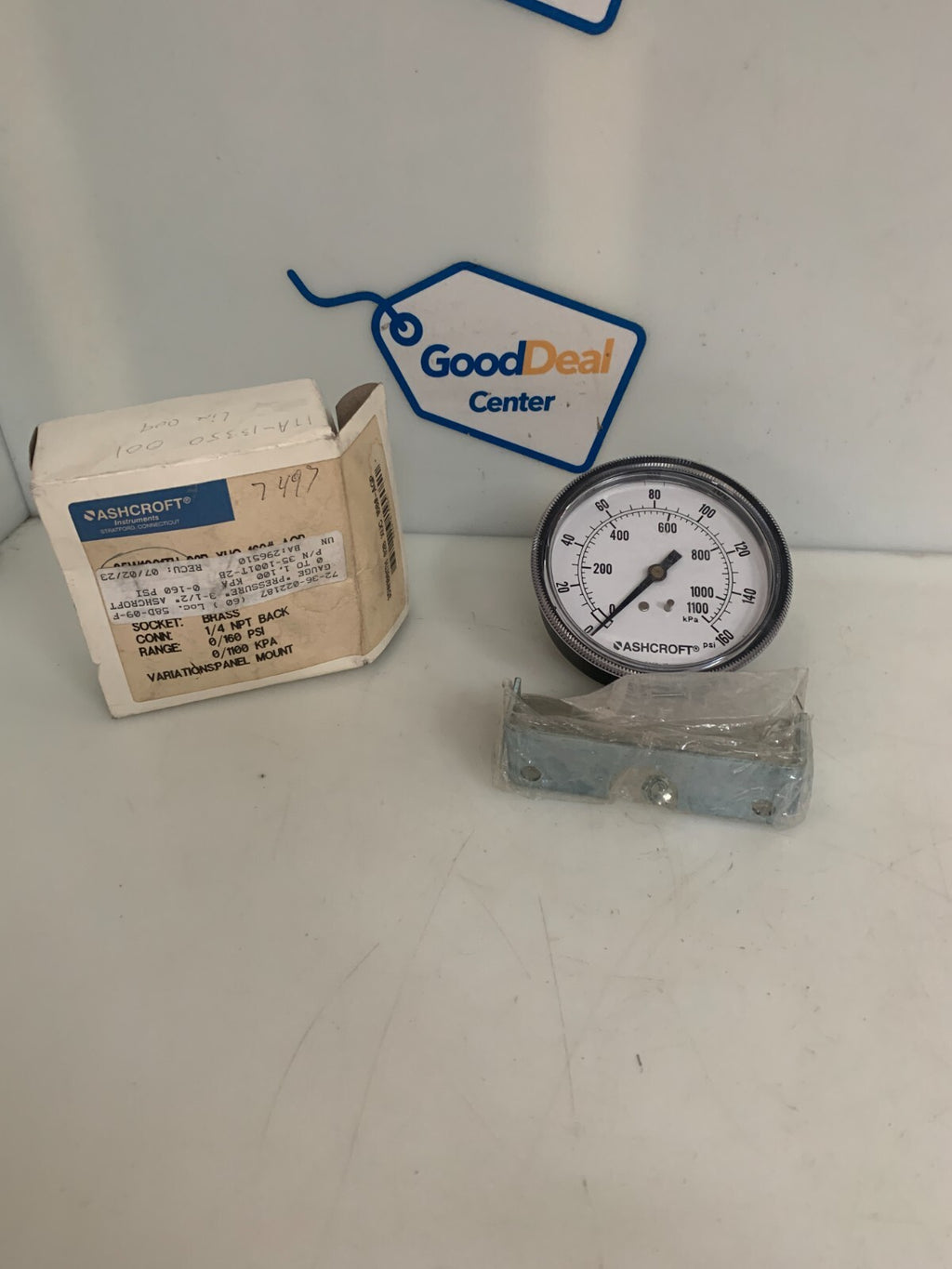 ASHCROFT PRESSURE GAUGE 160PSI 35W1001TH 02B XUC