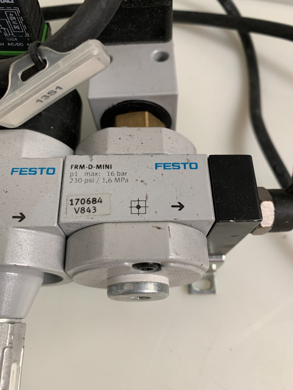FESTO AIR REGULATOR UNIT  1X159635  1X10773  1X172956  1X170684  1X3666652
