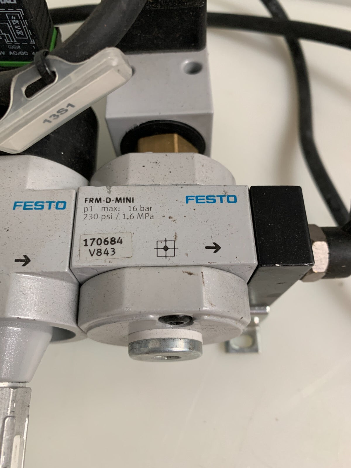FESTO AIR REGULATOR UNIT  1X159635  1X10773  1X172956  1X170684  1X3666652