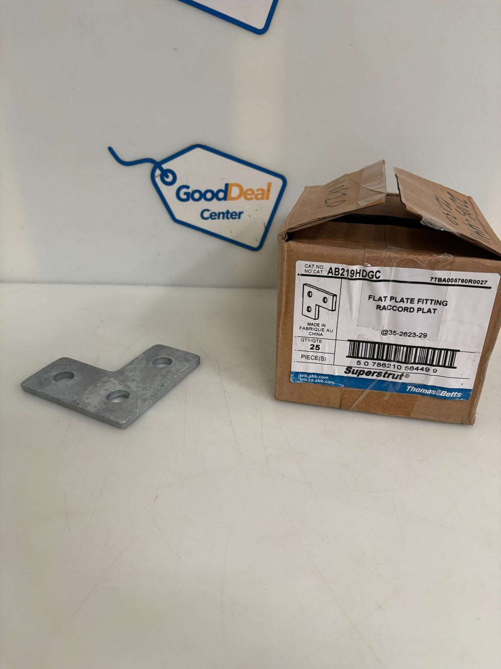 THOMAS & BETTS SUPERSTRUT FLAT PLATE FITTING AB219HDGC 25 PER BOX0