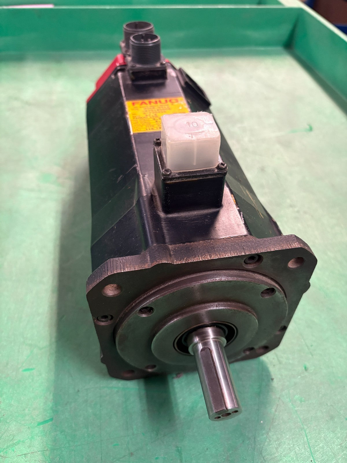 GE FANUC MODEL 5 AC SERVO MOTOR A06B-0512-B701 #00080