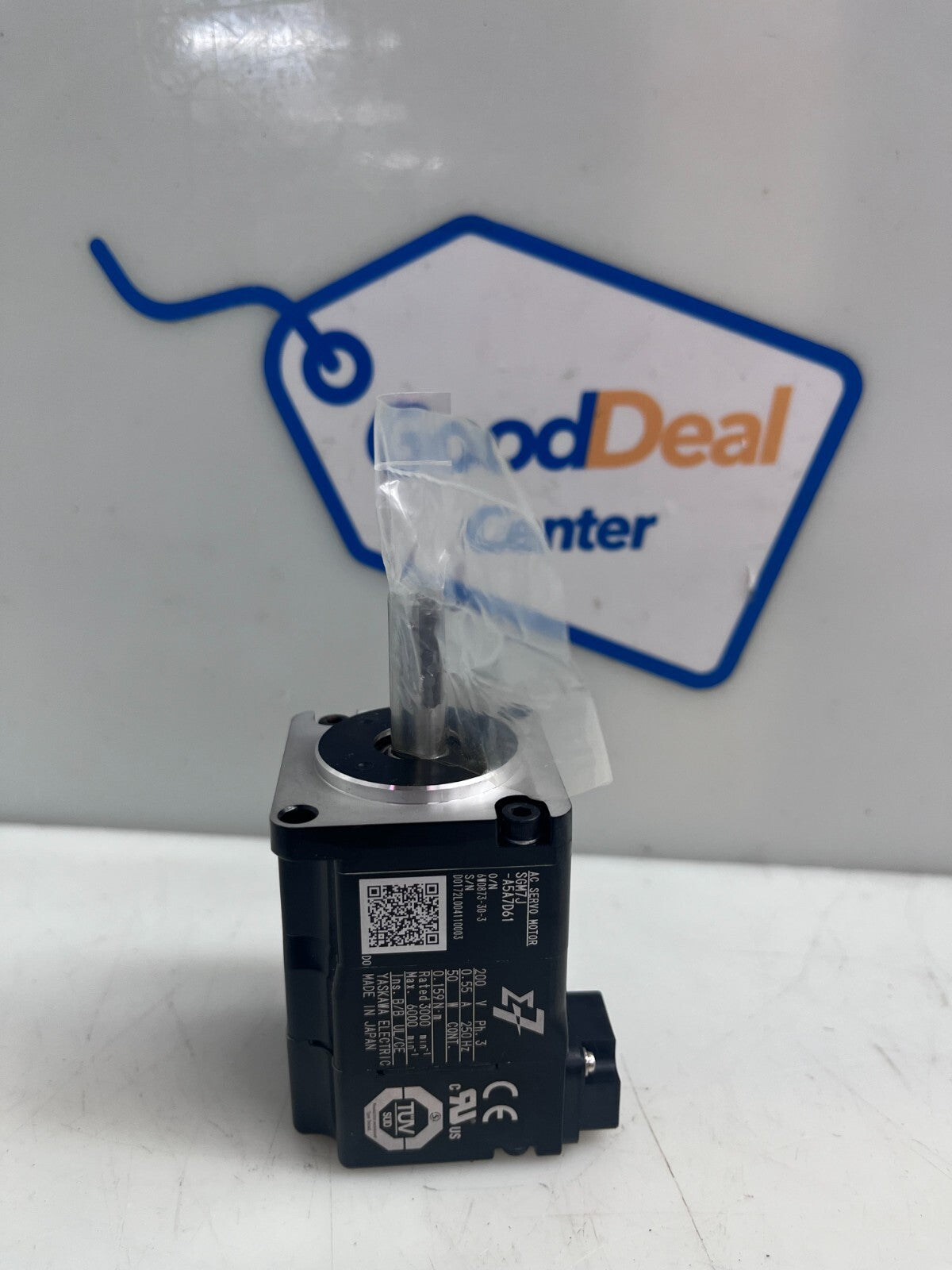 YASKAWA SGM7J-A5A7D61  AC Servo Motor3