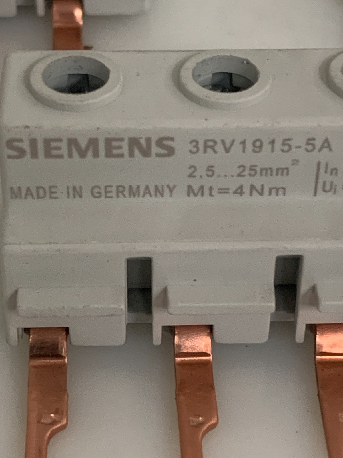LOT OF 5 SIEMENS BUSBAR 3RV1915-5A2